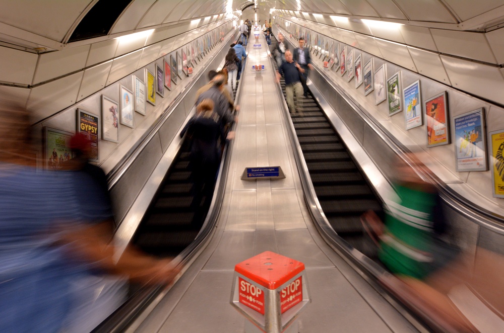 London tube etiquette